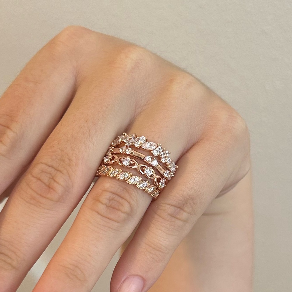 Delicates ring stack - Picture 3 of 3